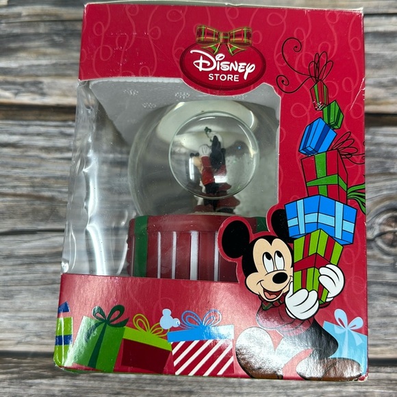 Disney Christmas 2013 Exclusive Disney Store Tinker Mickey...